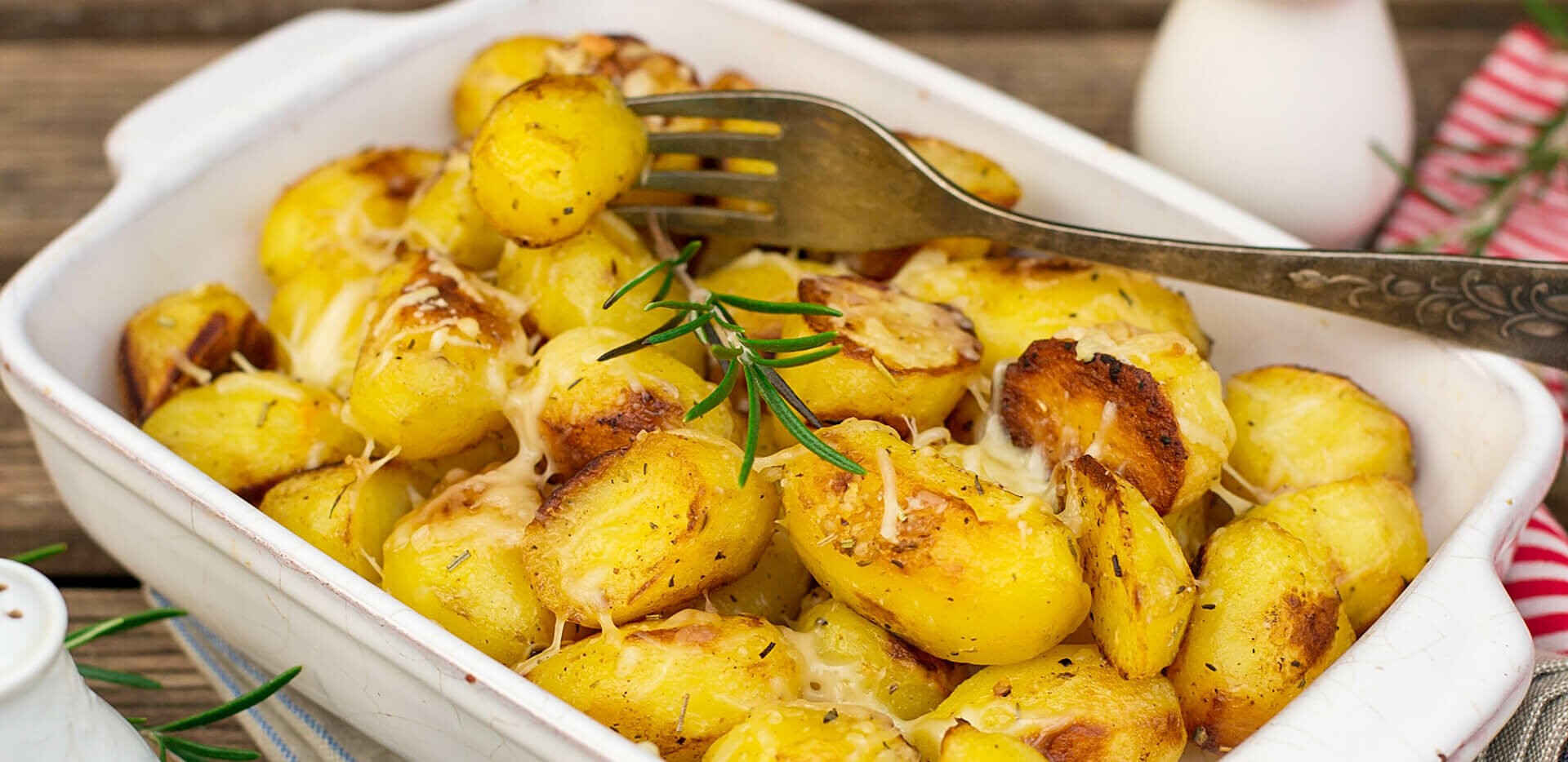 Garlic Parmesan Roasted Baby Potatoes