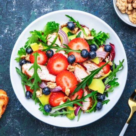 Grilled Chicken and Strawberry Spinach Salad